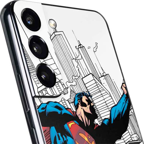 DC Comics Superman Flying Over City Pose Galaxy S22 Skin